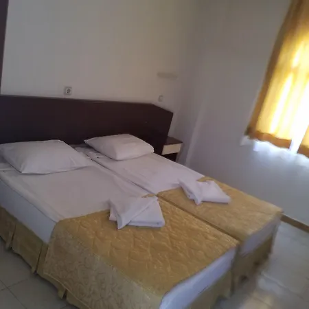 Kamelya アパートホテル