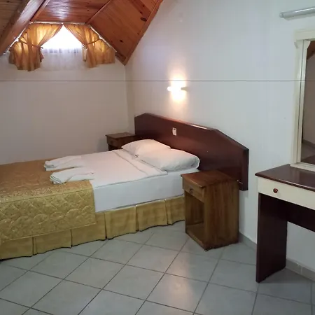 Kamelya アパートホテル