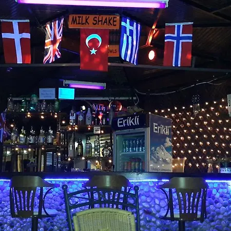 Kamelya アパートホテル マルマリス