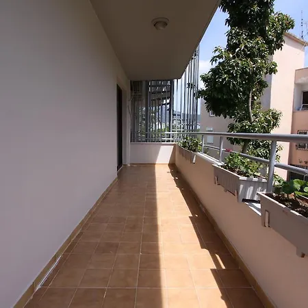 Kamelya アパートホテル 3*