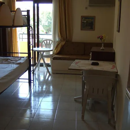 Kamelya 3* مرمريس