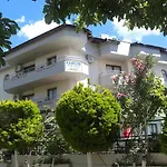 Aparthotel Kamelya