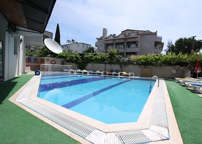 Apartahotel Kamelya 3*